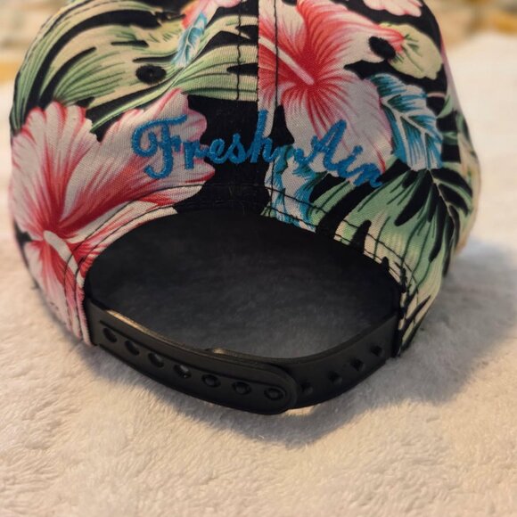 Fresh Air brand Hawaiian/Tahoe inspired hat, new with tags - Picture 3 of 4
